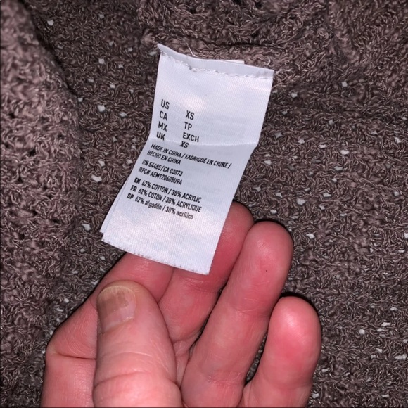 🔥 3 for $15 🔥
American Eagle Outfitters taupe lace-up Sweater - Picture 8 of 8